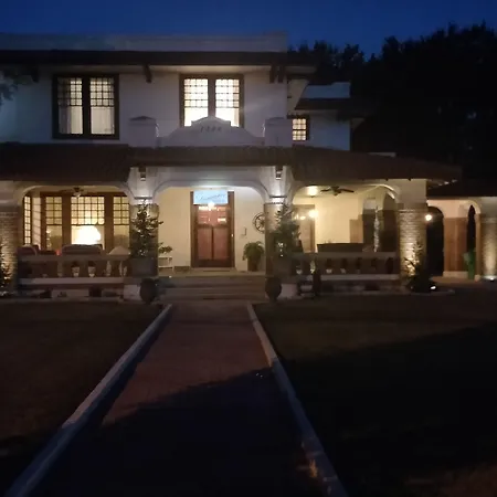 The Lancaster Manor Bed And Breakfast-3